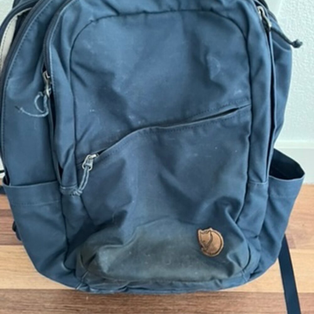 Fjallraven Raven 28 L Pack Navy